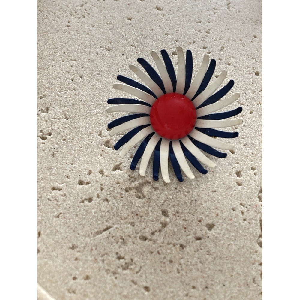 Vintage Mod Pop Art  Flower Brooch Red White Blue Enamel Patriotic 60's‎ Retro